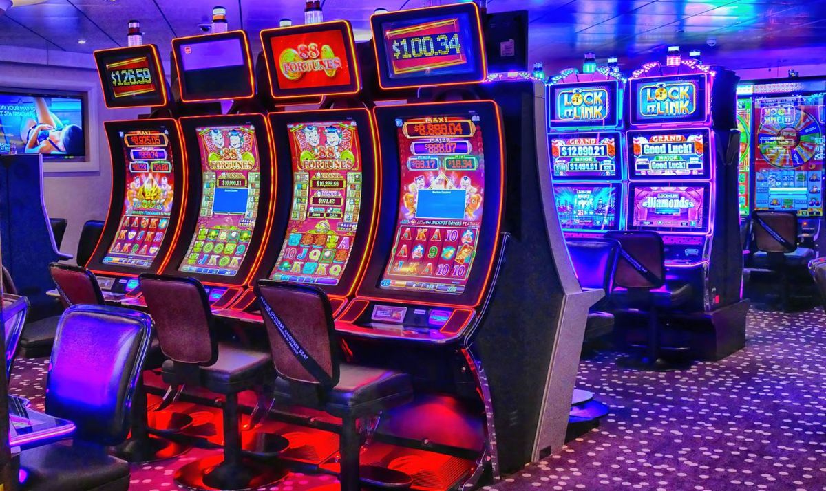 Fund Slots Galore: Exploring Online Casino Games