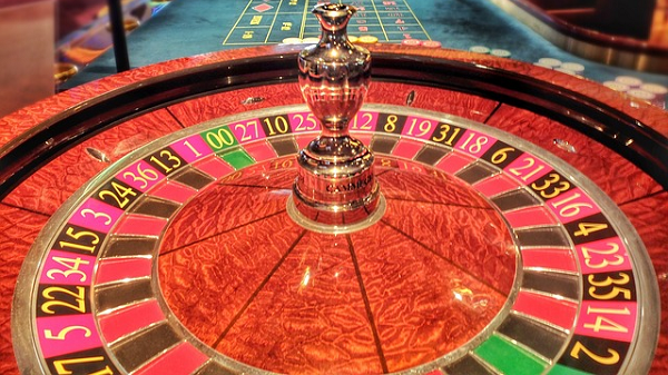 Revolutionizing Entertainment: The Rise of Live Casinos