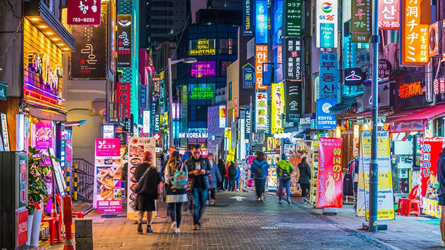 Gangnam Nightlife: A Glimpse Into Seoul’s Glamorous After-Dark Scene